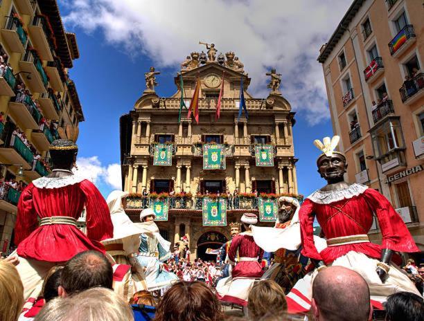 Trampantojo Apartamento En El Corazon De Pamplona 아파트 외부 사진