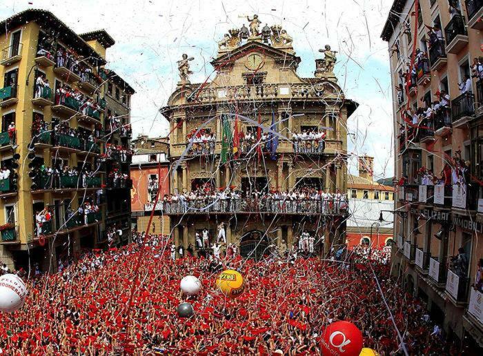 Trampantojo Apartamento En El Corazon De Pamplona 아파트 외부 사진