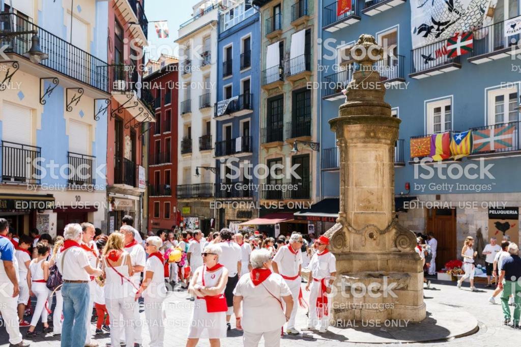 Trampantojo Apartamento En El Corazon De Pamplona 아파트 외부 사진